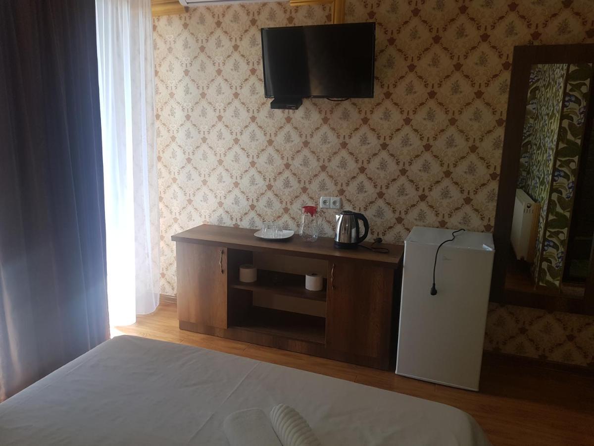 Hotel Lu-Ma Тбилиси Экстерьер фото