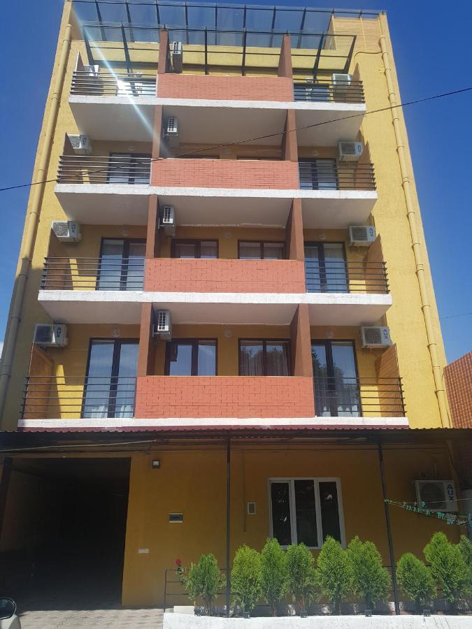 Hotel Lu-Ma Тбилиси Экстерьер фото